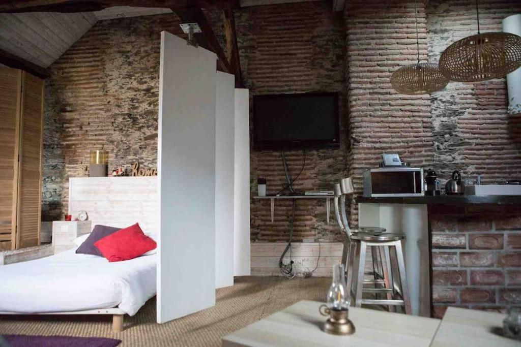 Loft Charmant Dans Le Centre Historique Nantes Exterior photo